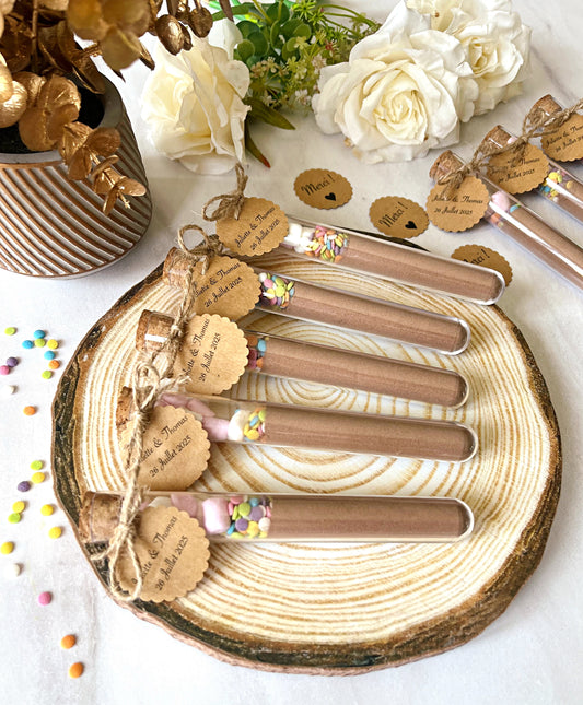 Chocolat chaud avec guimauves cadeau invité