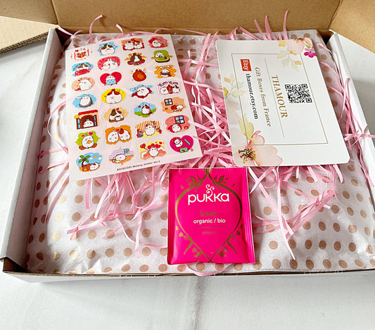 Coffret snacks asiatiques sucrés et salés