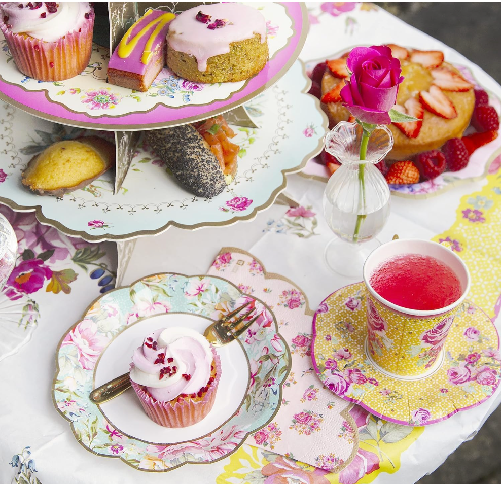 Gold Leaf Party Tableware Kit
