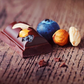 NESTLE chocolat noir myrtilles amandes et noisettes